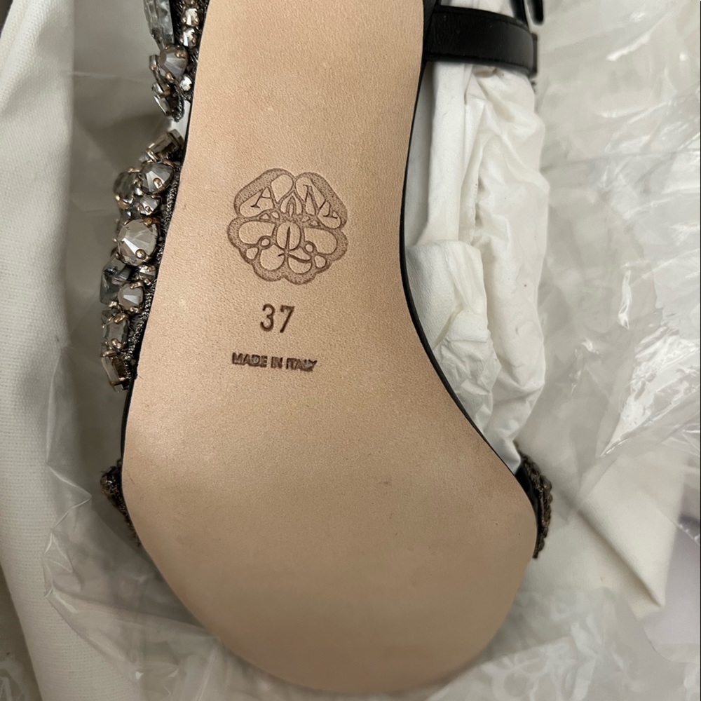 Alexander McQueen Crystal-Embellished High-Heel Sandals - Picture 11 of 11